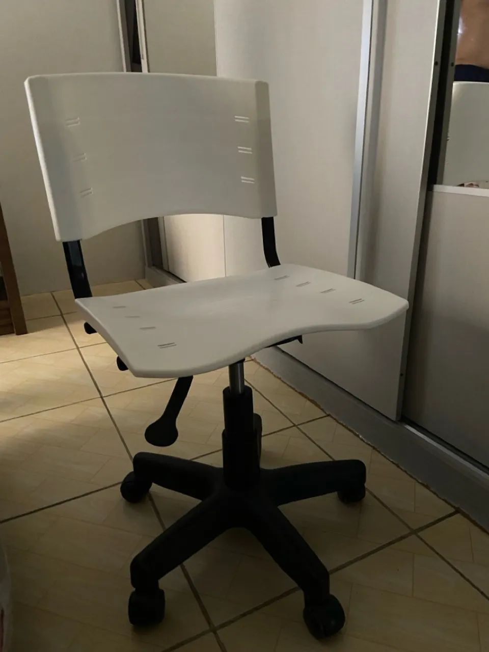 Cadeira giratória para escritório