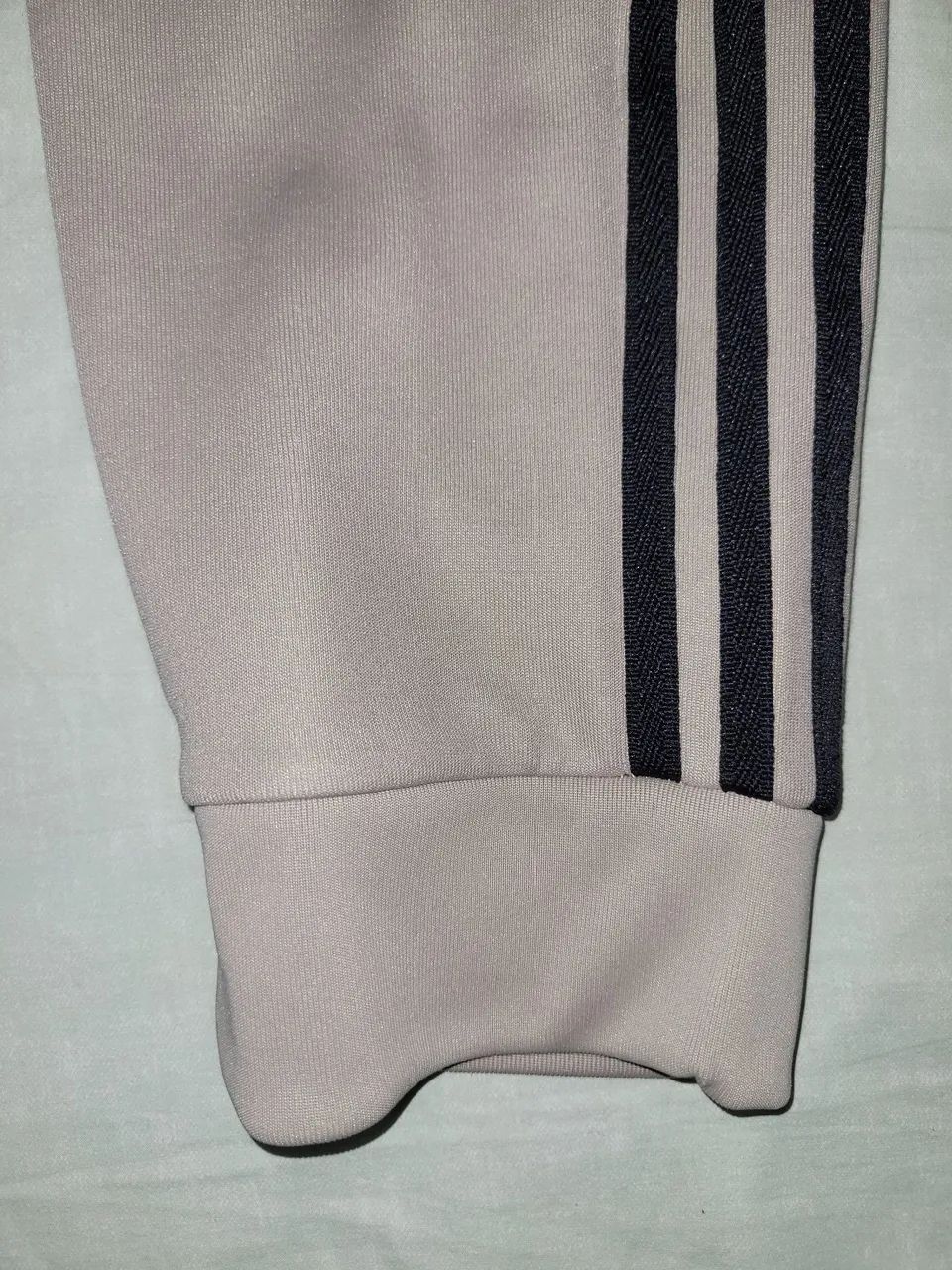 Calca adidas tam M nova - Foto 3