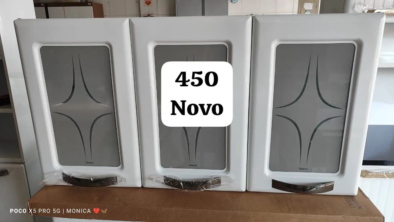 Armário de parede novo