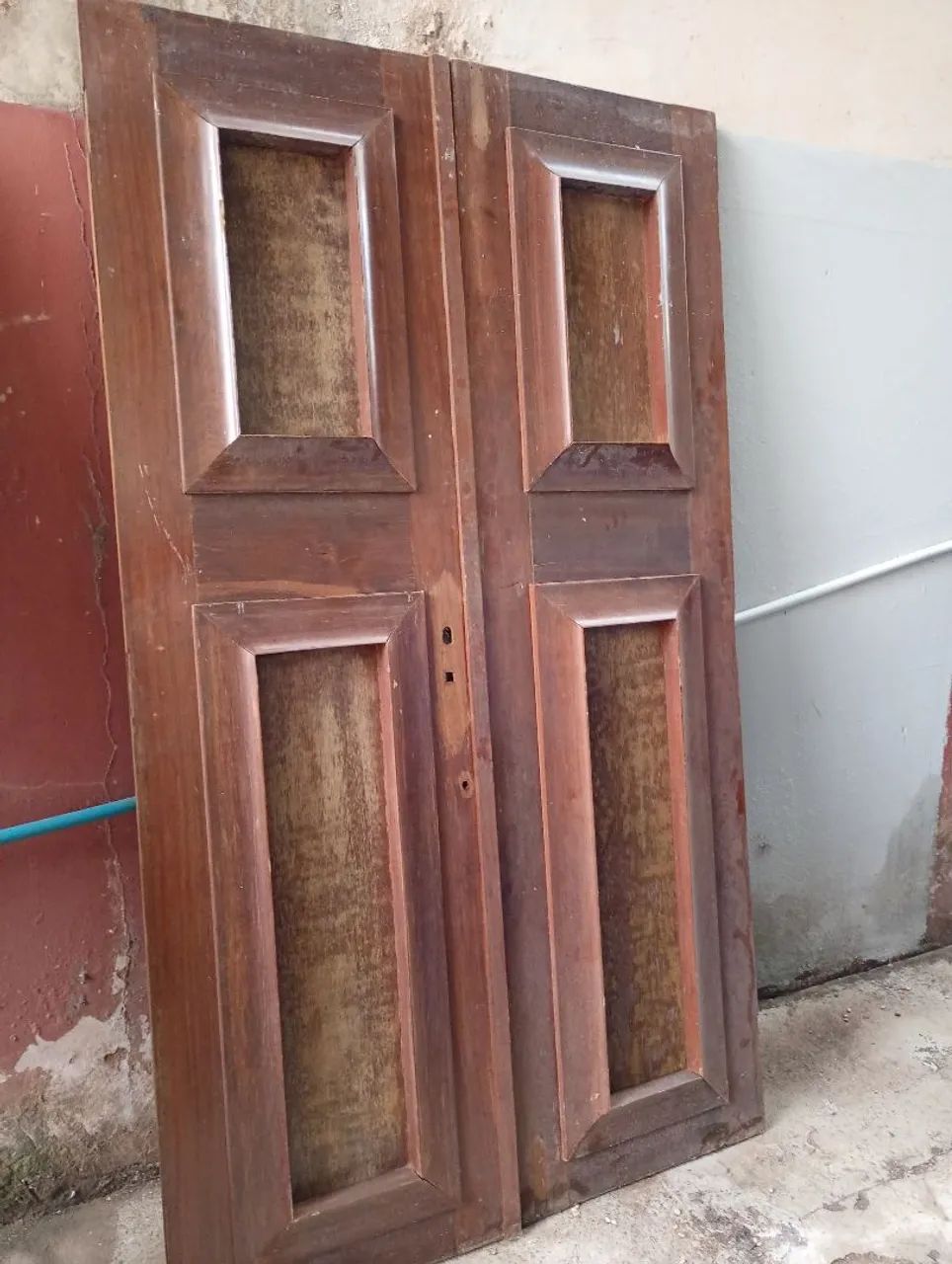 Solid wood door with details on front and back64297083894017120