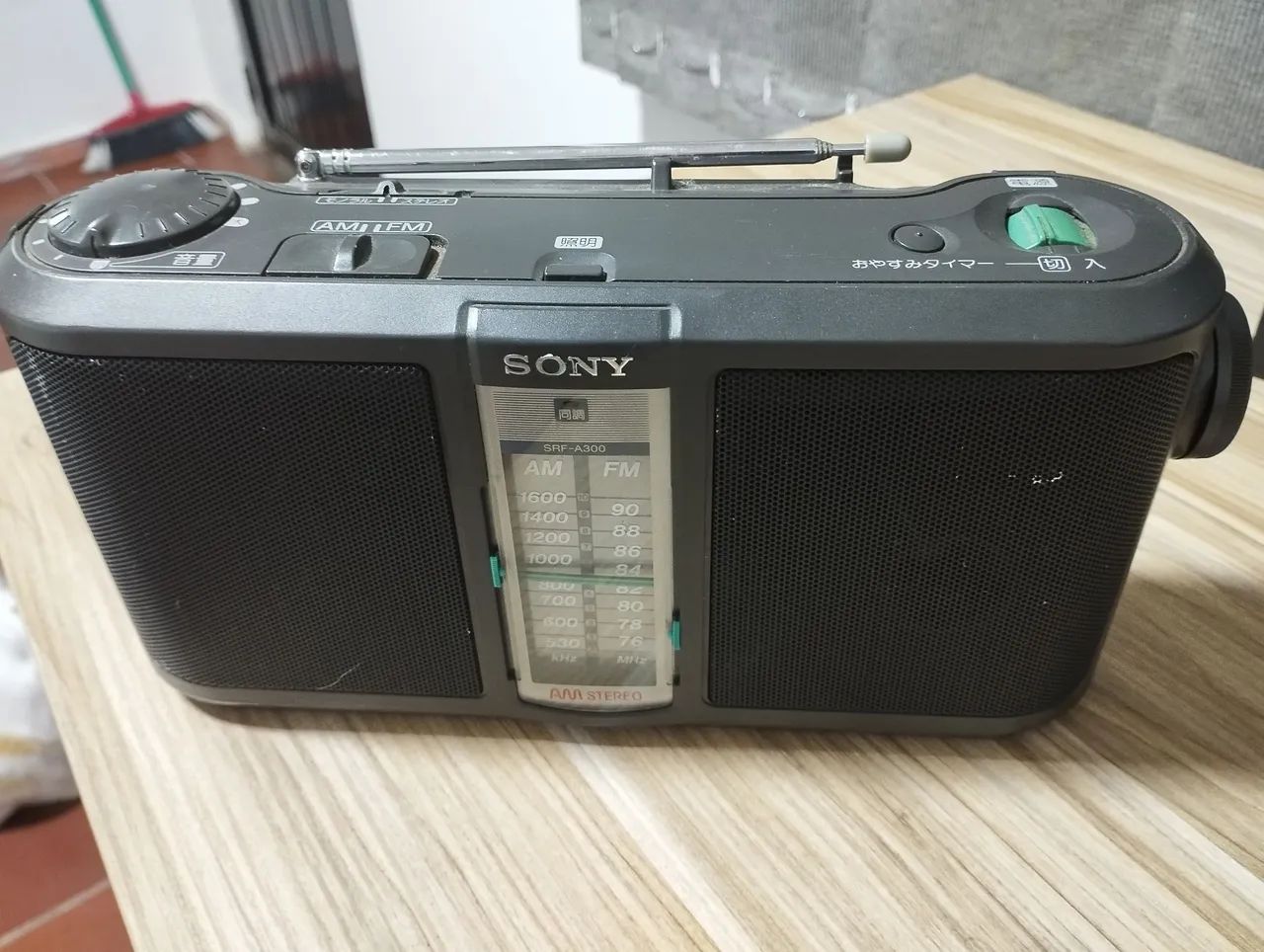 Rádio Japonês AM/FM Sony SRF-A300 VINTAGE