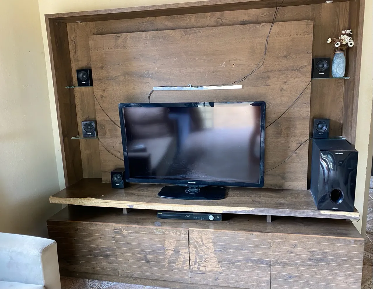 Rack/painel para sala