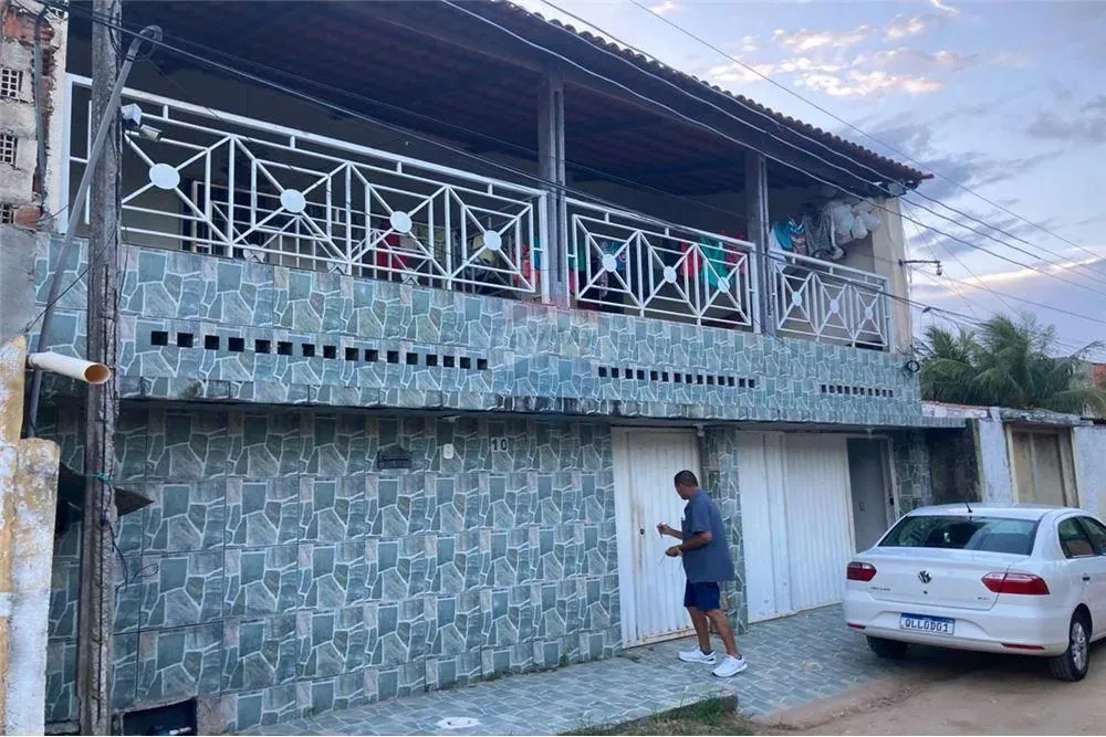 TRÊS CASAS NA BARRA NOVA PELO PREÇO DE UMA E COM PISCINA!!