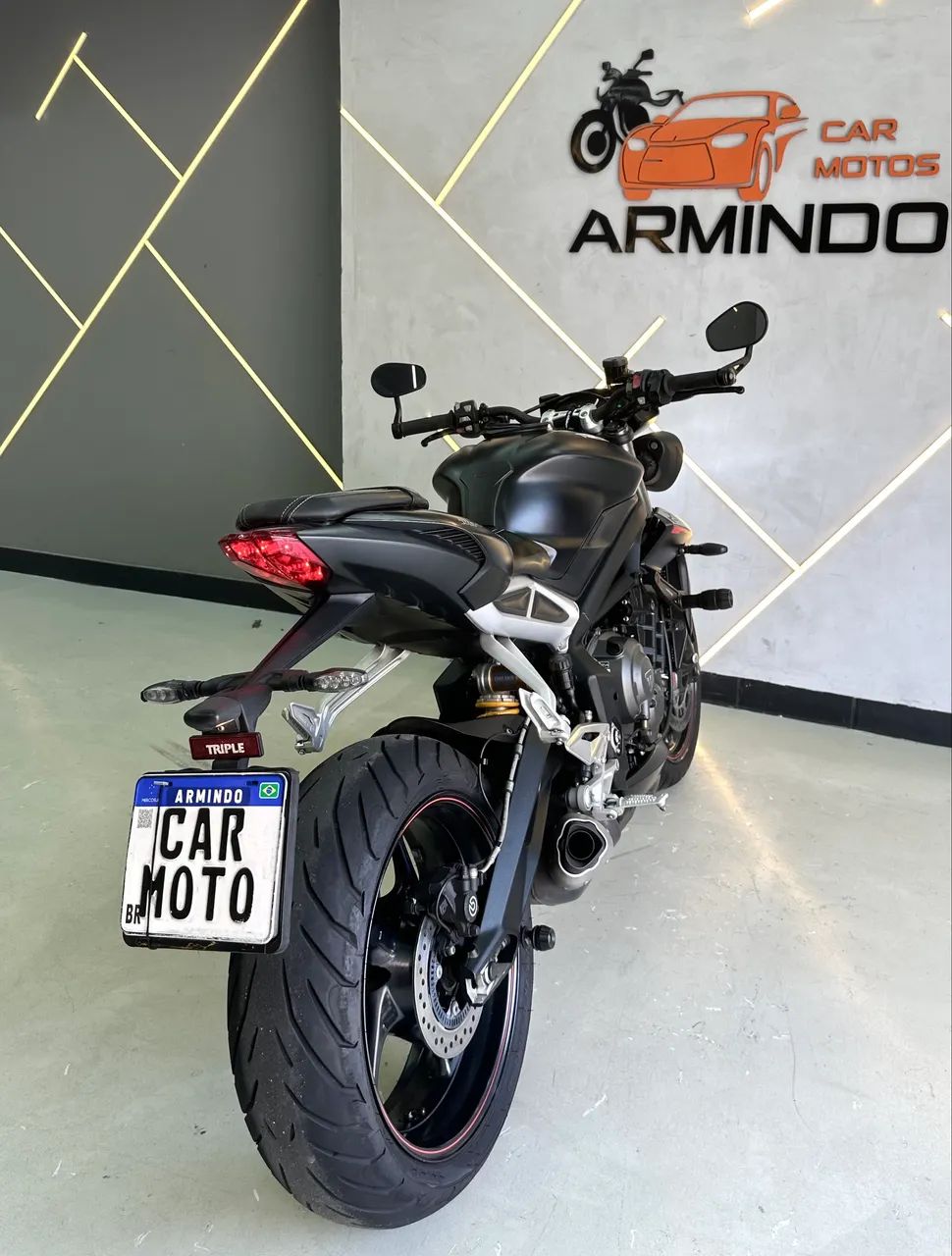Triumph street Triple 765 RS - Ano 2019 - 28 mil km  - Foto 8