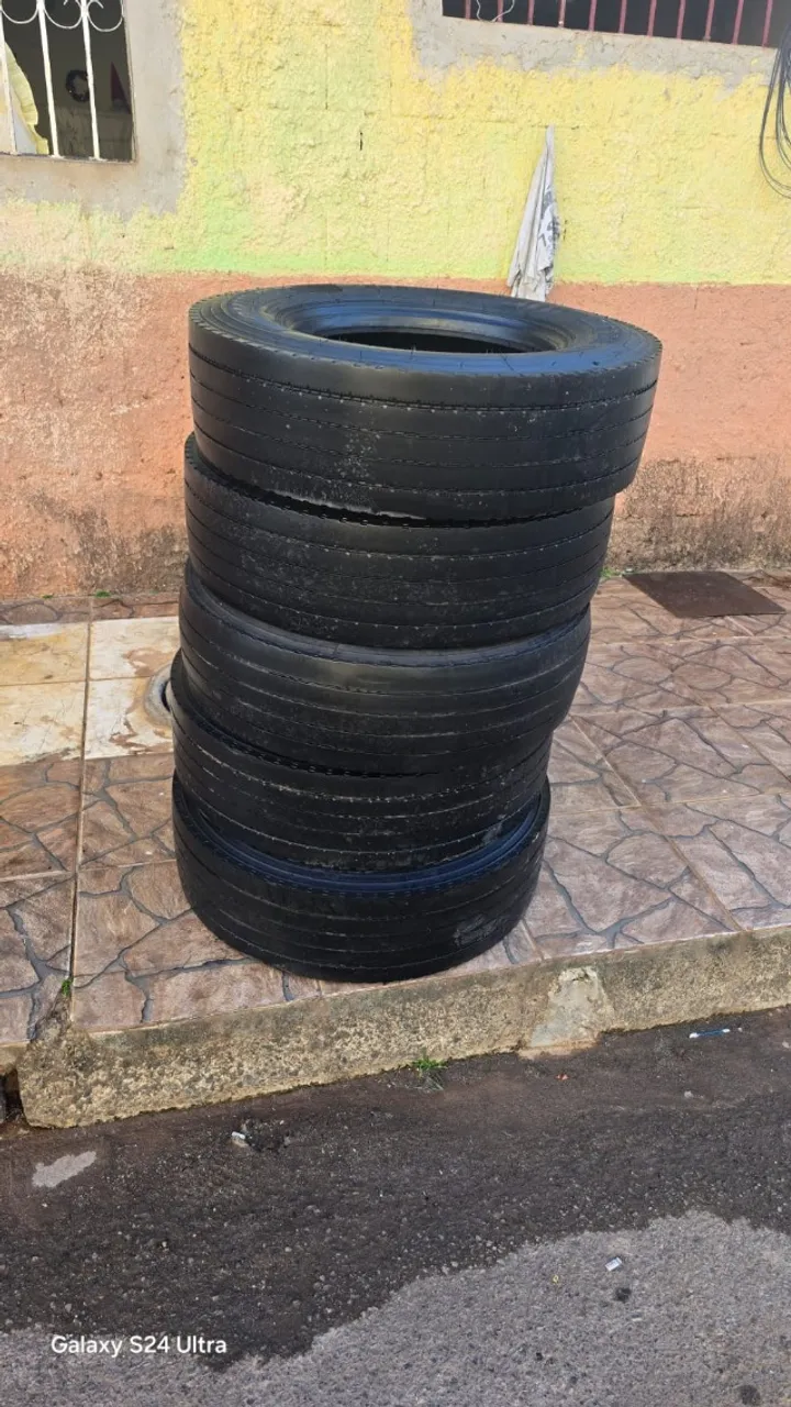 PNEU CAMINHAO 235 75 17.5