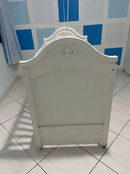Berço de bebê branco em Madeira Maciça64307309834755122