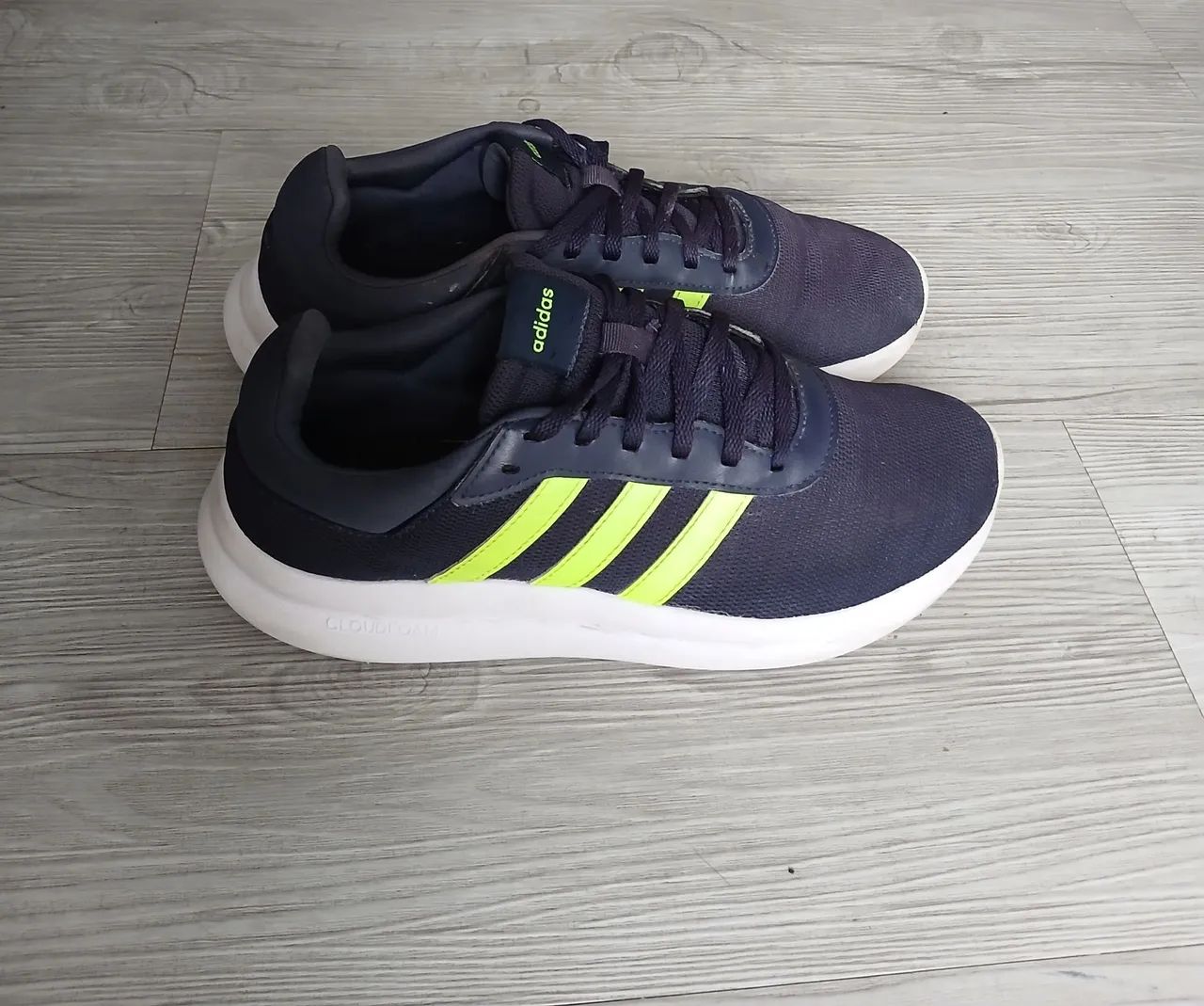U　38 tênis adidas azul marinho neon 39. - Calçados - Petrópolis
