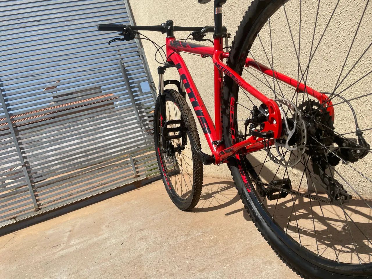 Bicicleta Lótus - Aro 29/ semi-nova - Foto 4