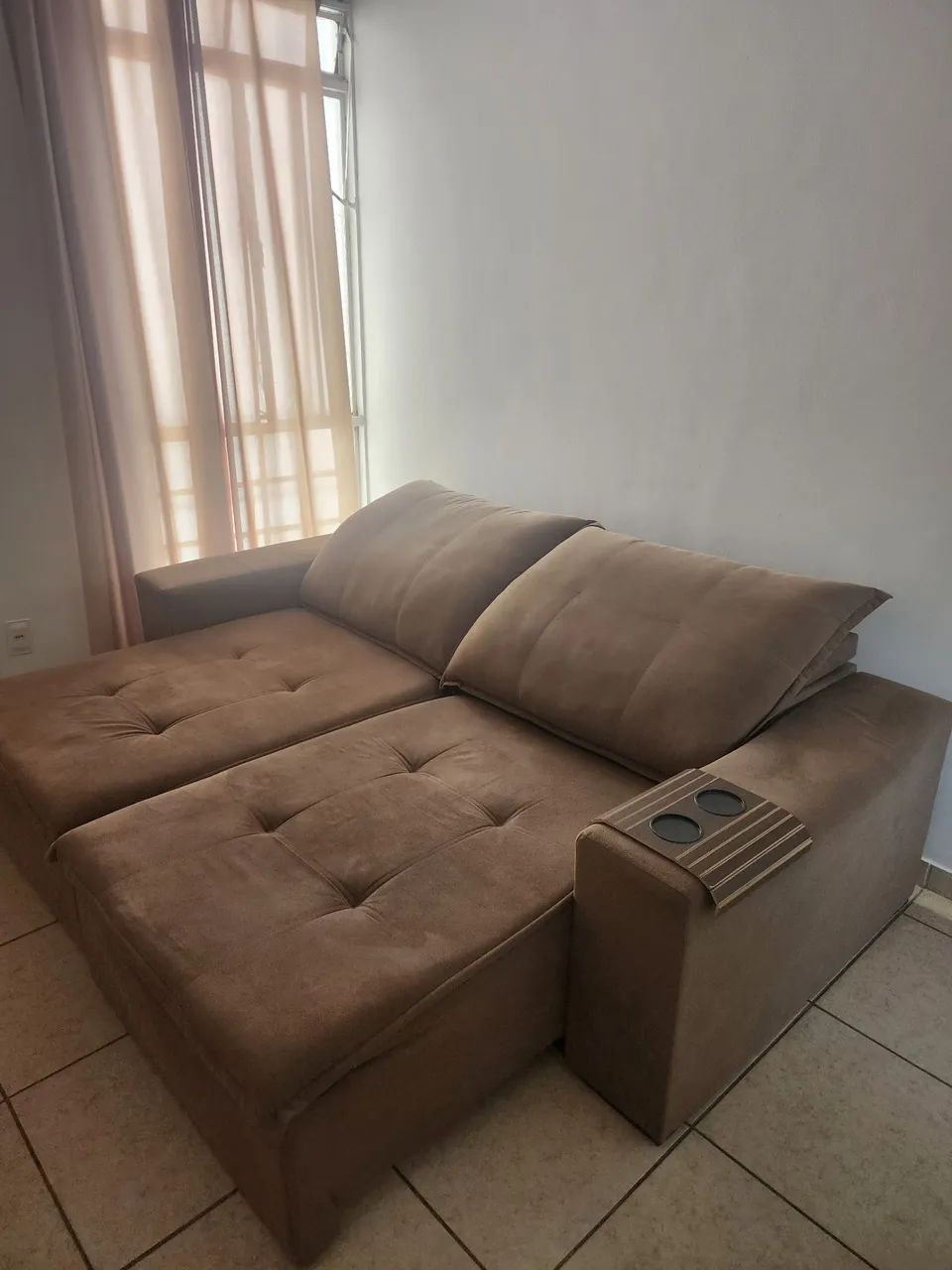 Sofá Retrátil e Reclinável Grande