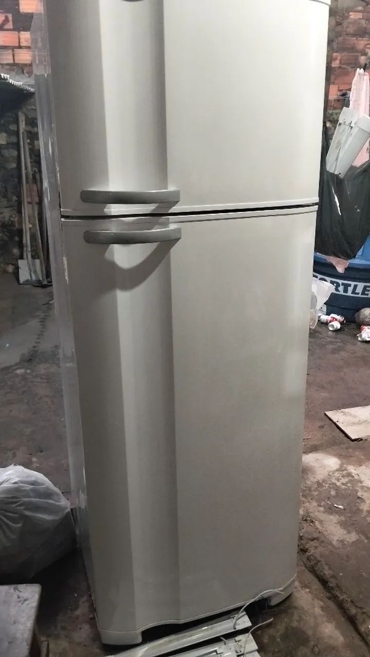 Geladeira Eletrolux super freezer DC49A
