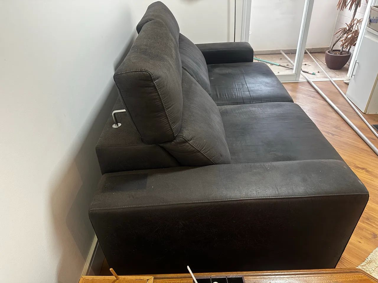 Vendo sofá retrátil 3 lugares  - Foto 5