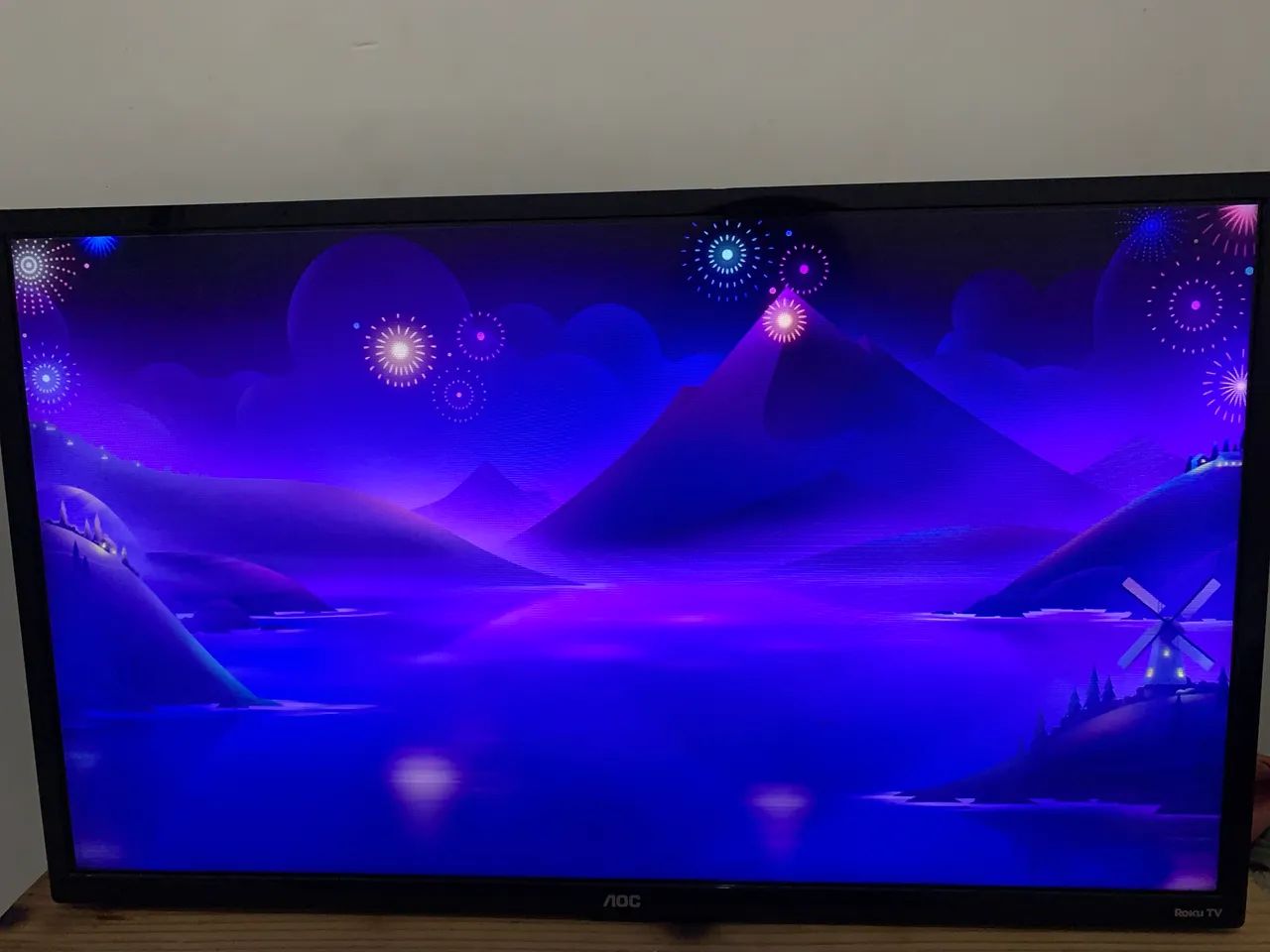 Tv smart Roku 32 em perfeito estado!! - Foto 2