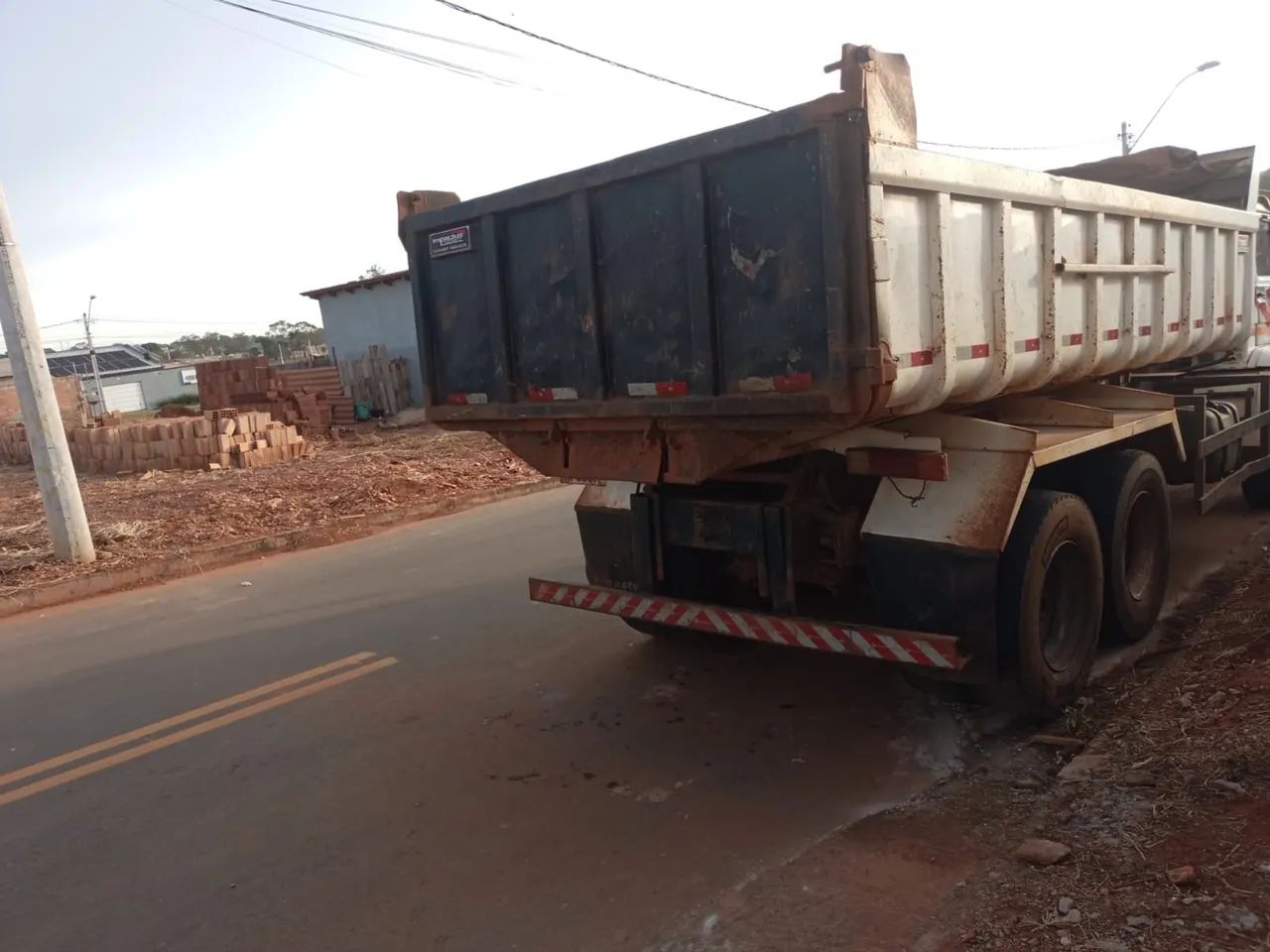 Caçamba basculante, sem o leque apenas - Foto 2