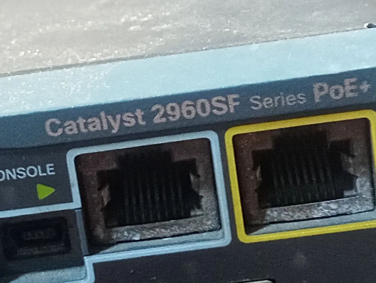 Suwitch cisco catalisty 2960sf