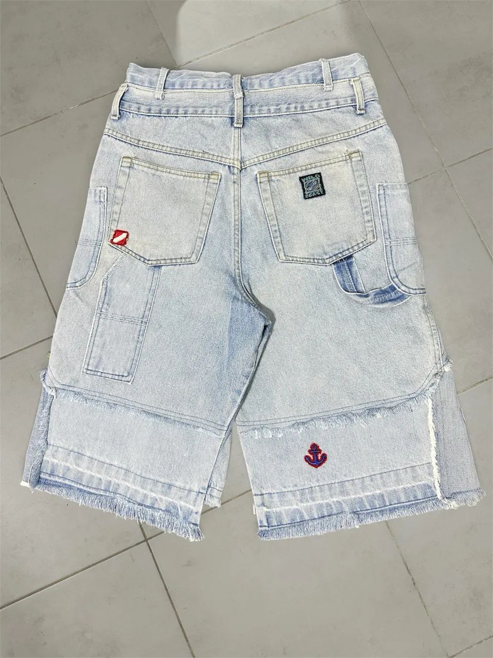 Bermuda Jeans Jorts Oversized - Customizada & Patchwork Autoral - Foto 2
