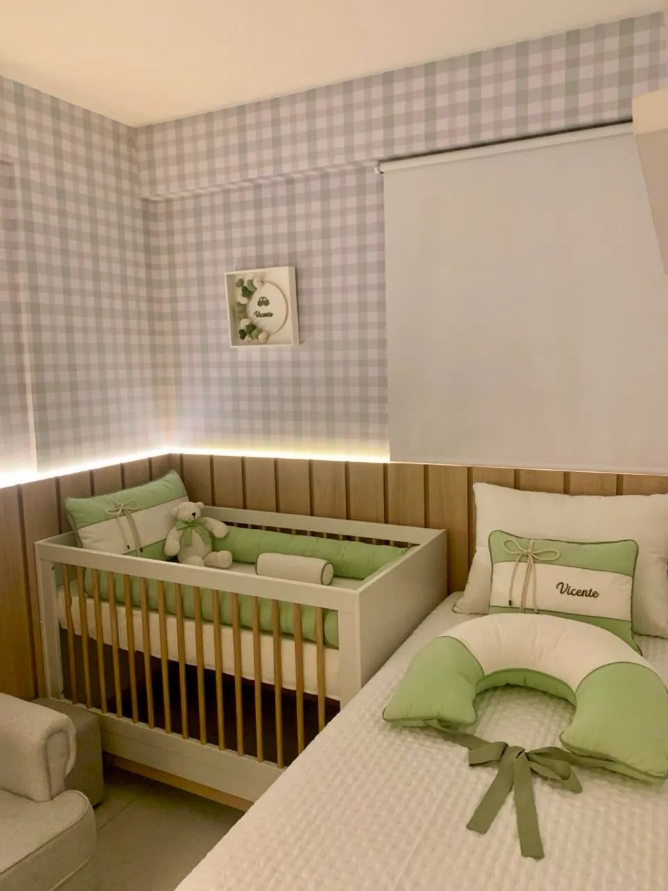 Berço branco com madeira seminovo  - Foto 2