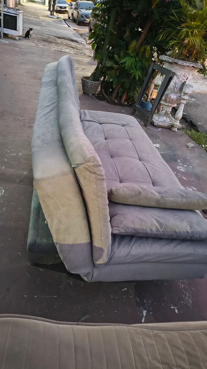 Sofa cama classico 4 lugares em camurça cinza - Foto 3
