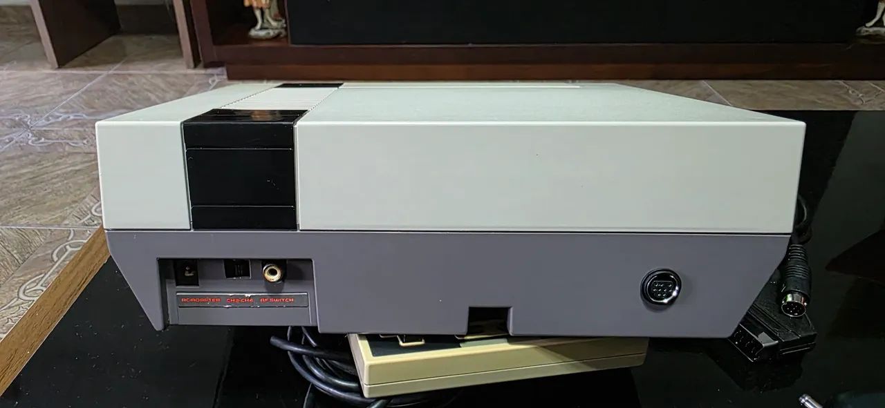 NES/Nintendinho - NTSC - Placa OpenTendo + LavaKit/RGB + Cabos e controle - Foto 2
