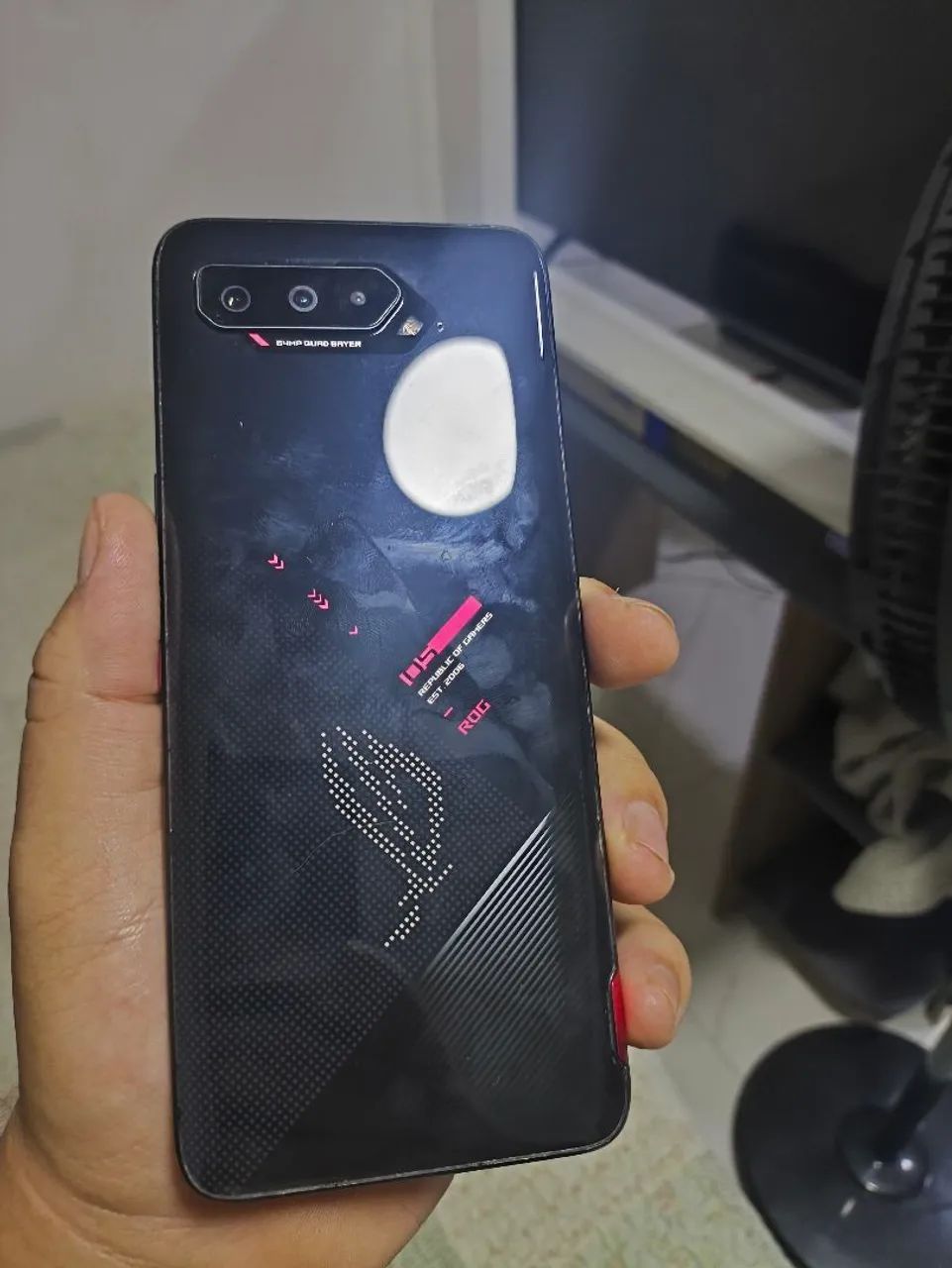 Rog phone com defeito 
