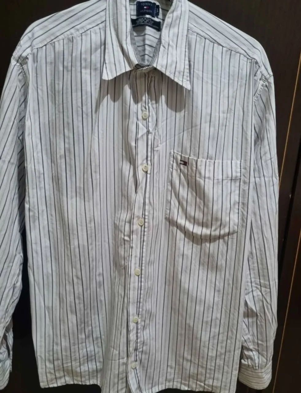 Camisa masculina Tommy Hilfiger listrada
