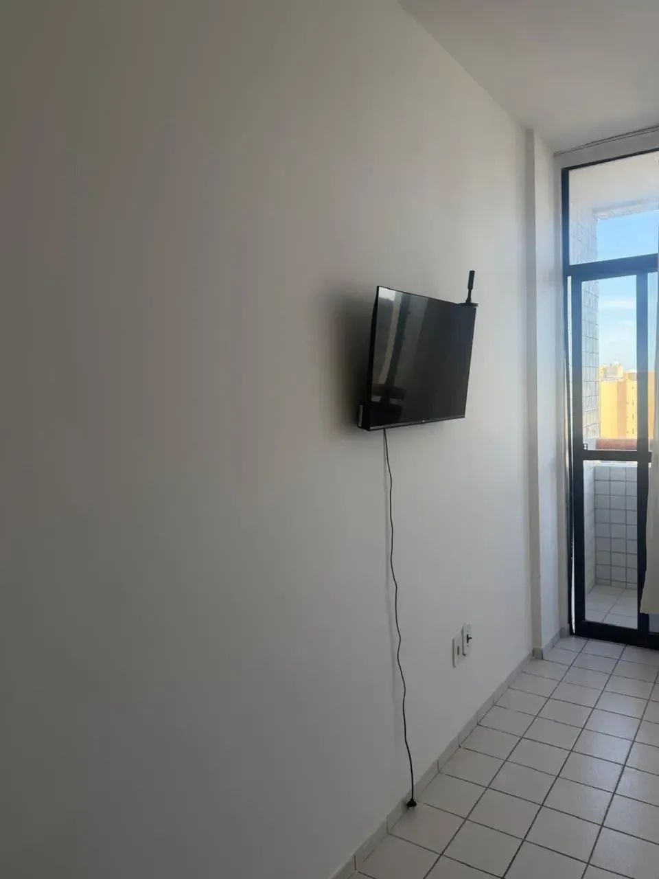 Aluga-se Quarto e Sala, Ponta Verde - Foto 2