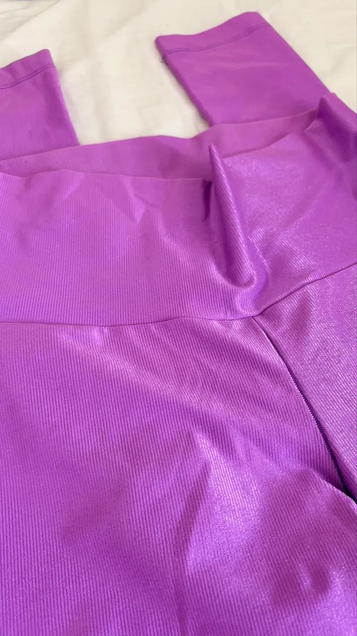 Calça legging lilás (canelado brilhoso) - Foto 3