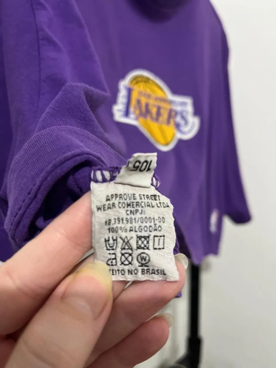 Cropped oversized approve x lakers - Foto 5