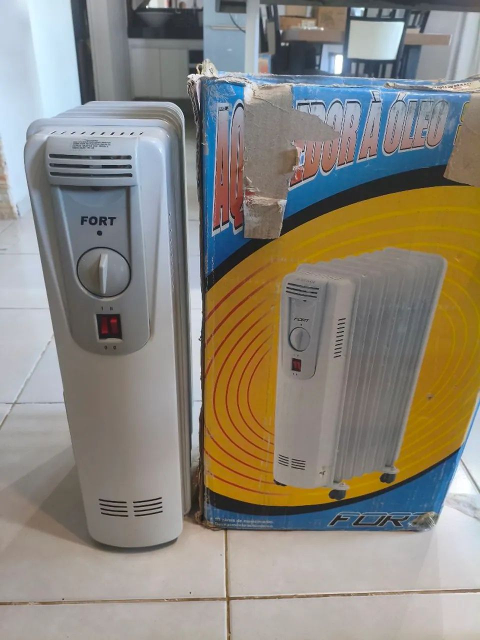 Aquecedor elétrico a óleo 