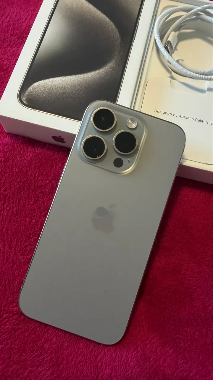 Iphone 15 Pro 256gb - muito novo - Foto 2
