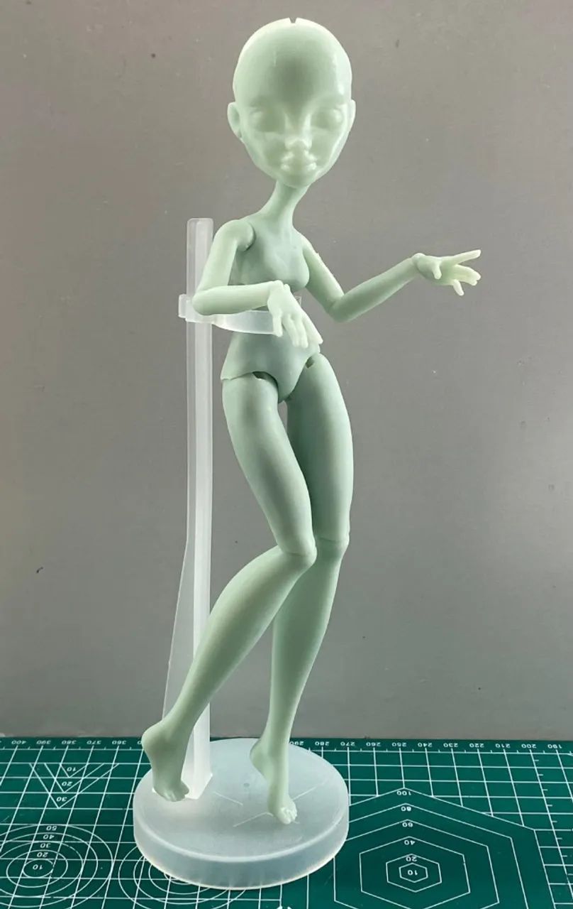 Ghoulia G3 Boneca Monster High - base custom
