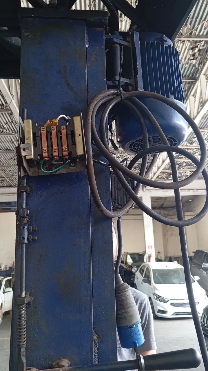 Eletricista 24 horas em Cuiabá, Eletricista para Industria, Comércio  - Foto 5