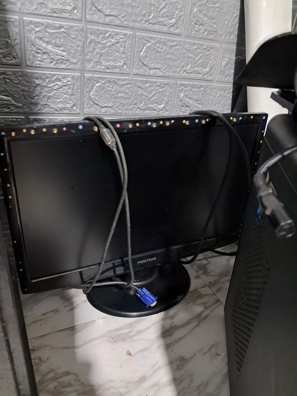 Computador Positivo funcionando,monitor,teclado mouse,e cabos, ótimo estado - Foto 4
