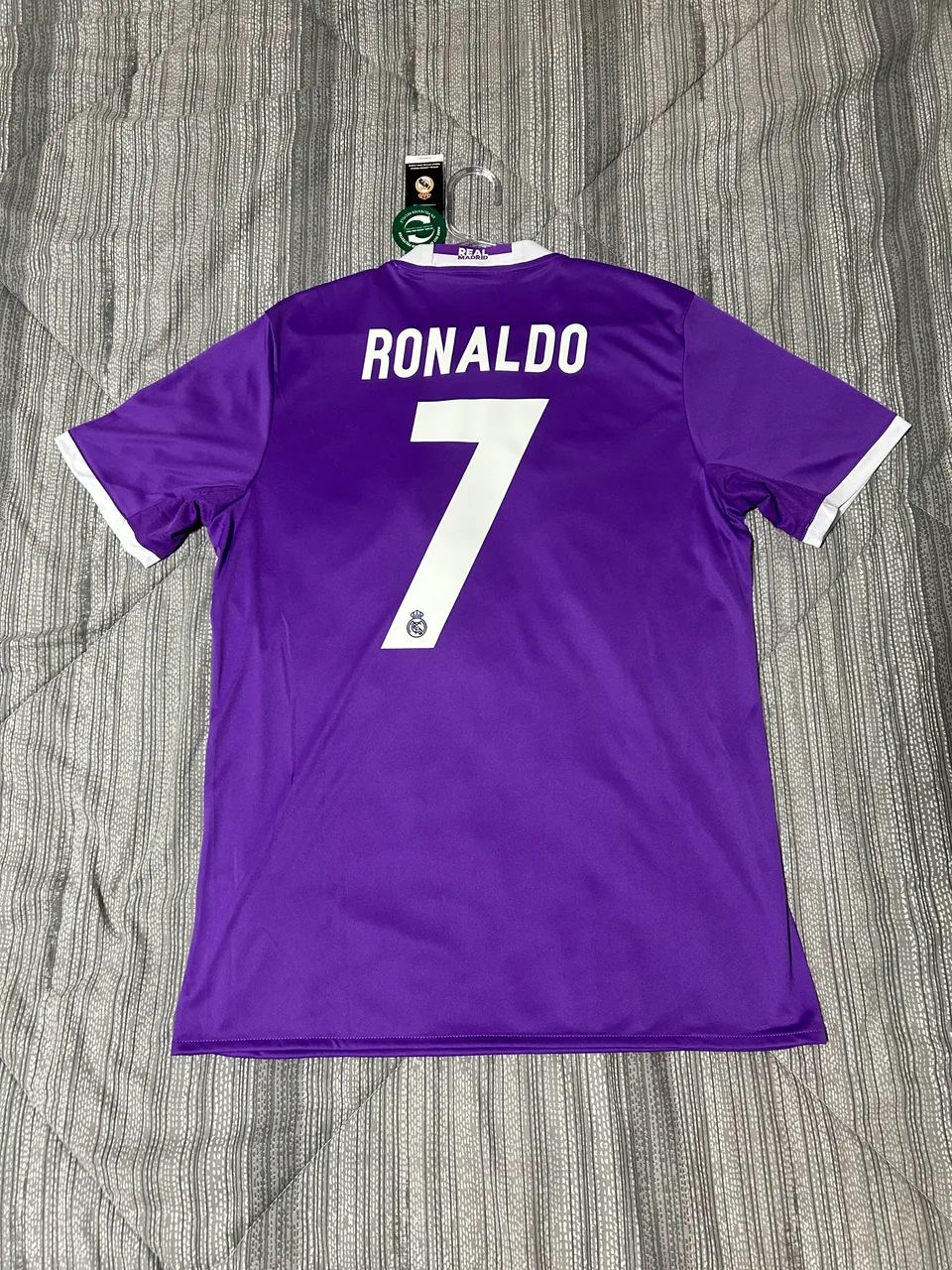 Camisa real Madrid 2016/2017 roxa ronaldo 7 - Foto 2