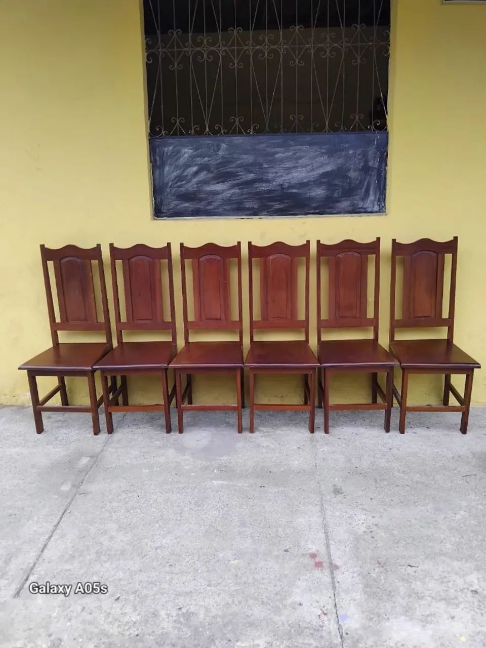 Cadeira de madeira maciça alta qualidade