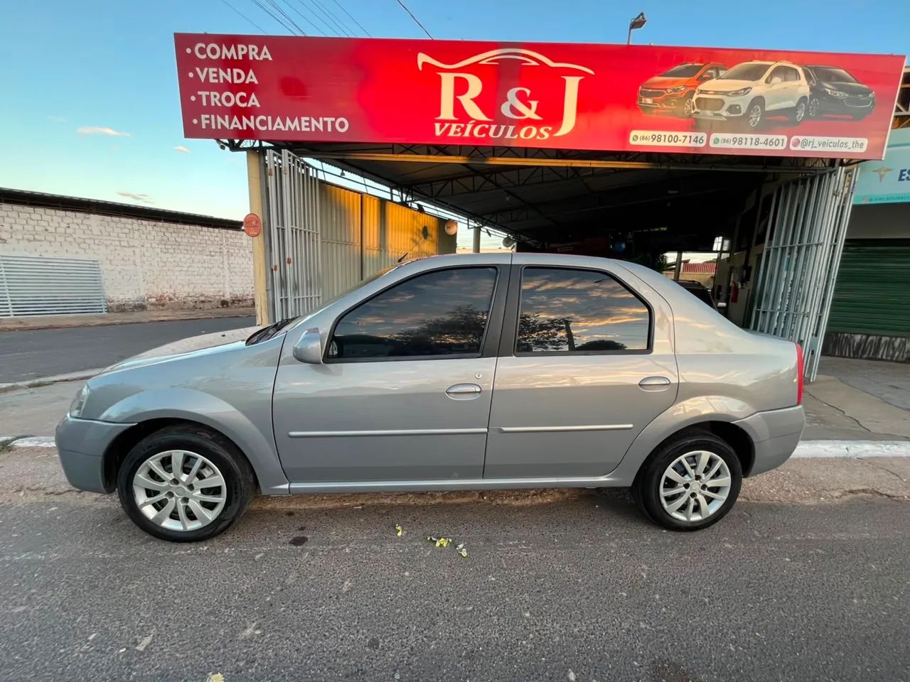 Renault Logan 2010