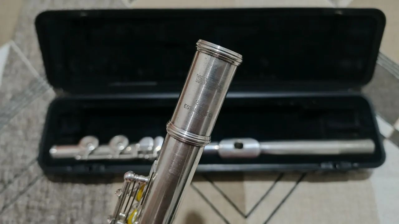 Flauta Yamaha 221 - Foto 2
