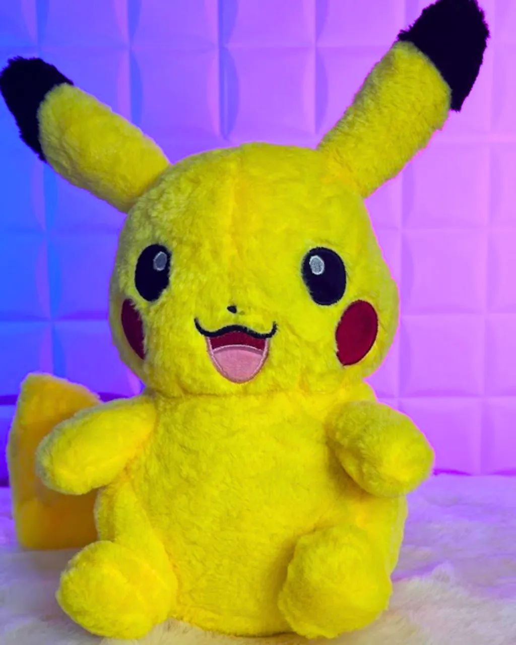 Pelúcia Pikachu Pokémon - 30cm