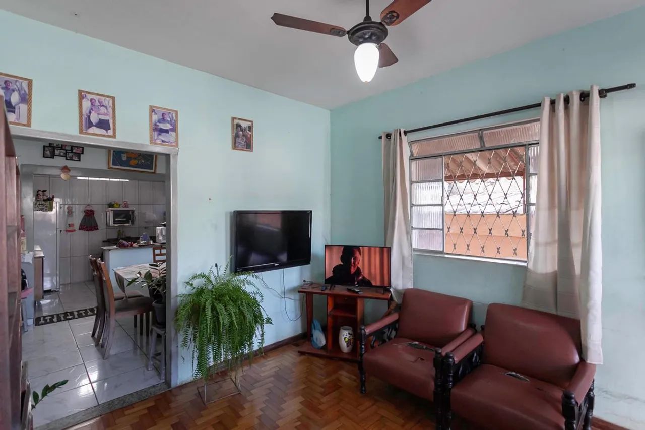 Casa à Venda - Alípio de Melo, 3 Quartos, 360 m2 - Foto 2