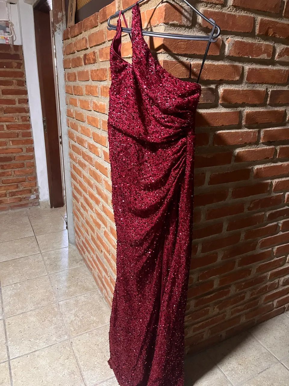 Vestido de Festa cor Marsala