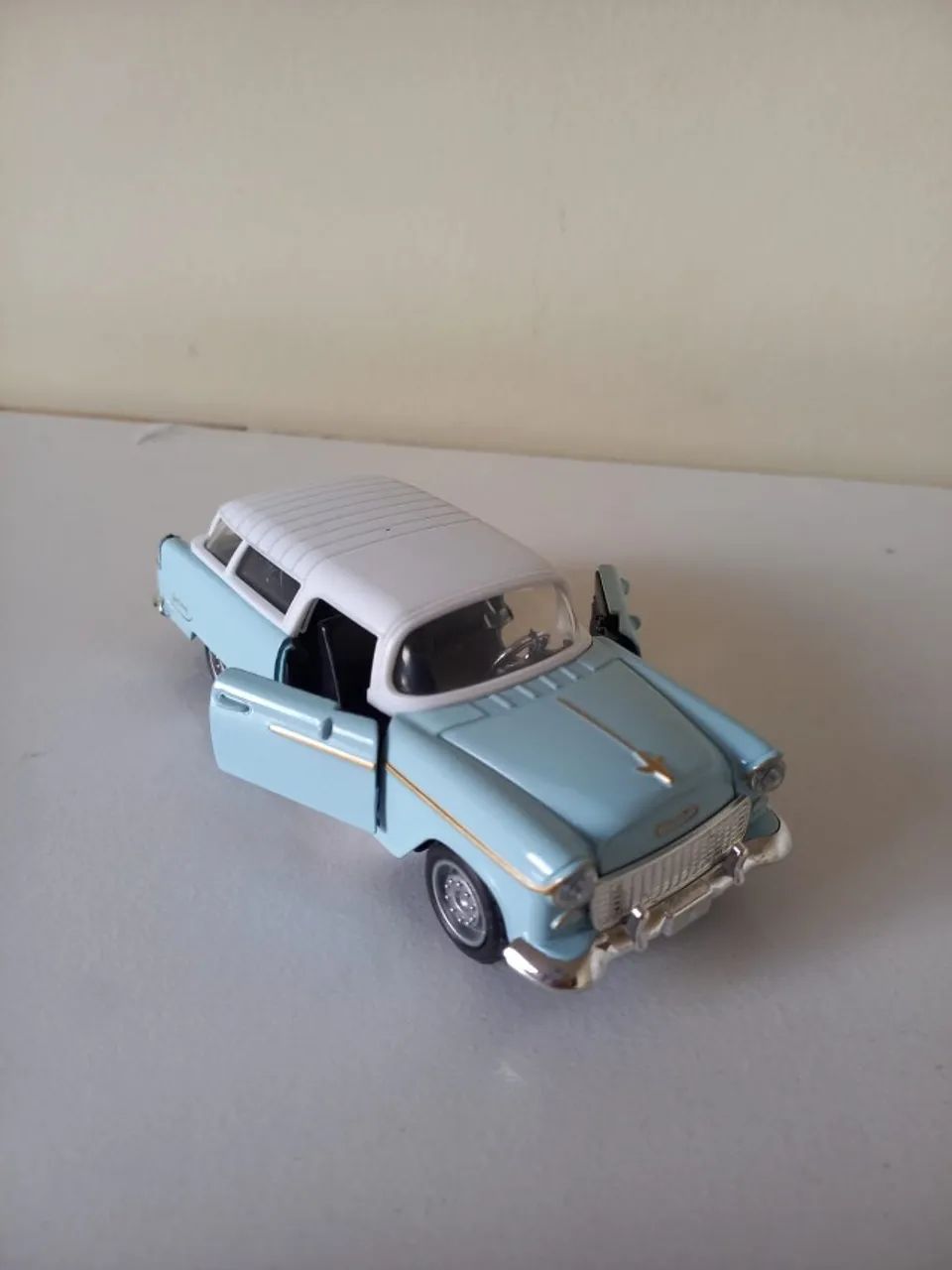 Miniatura Chevrolet Bel Air Nomad 1955 1:36 Fricção Portas Abrem