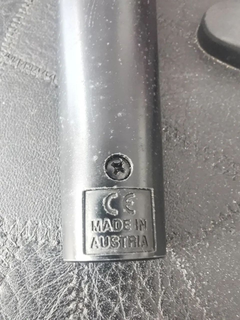 Microfone dinâmico akg D770  - Foto 2