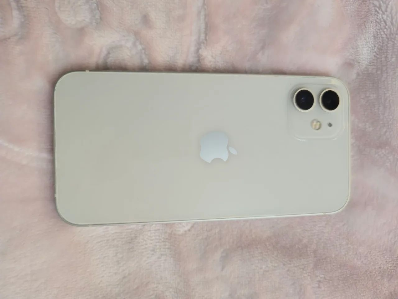 Iphone 12 branco 64gb - impecável - Celulares e Smartphones
