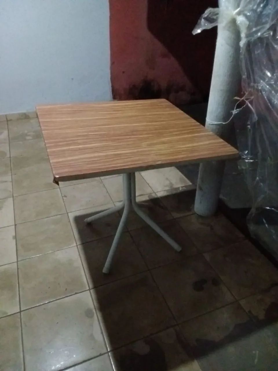 MESA DE MÁRMORE - 200R$