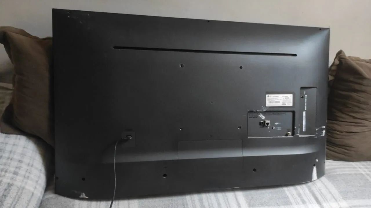 Tv LG retirada de peças  - Foto 2