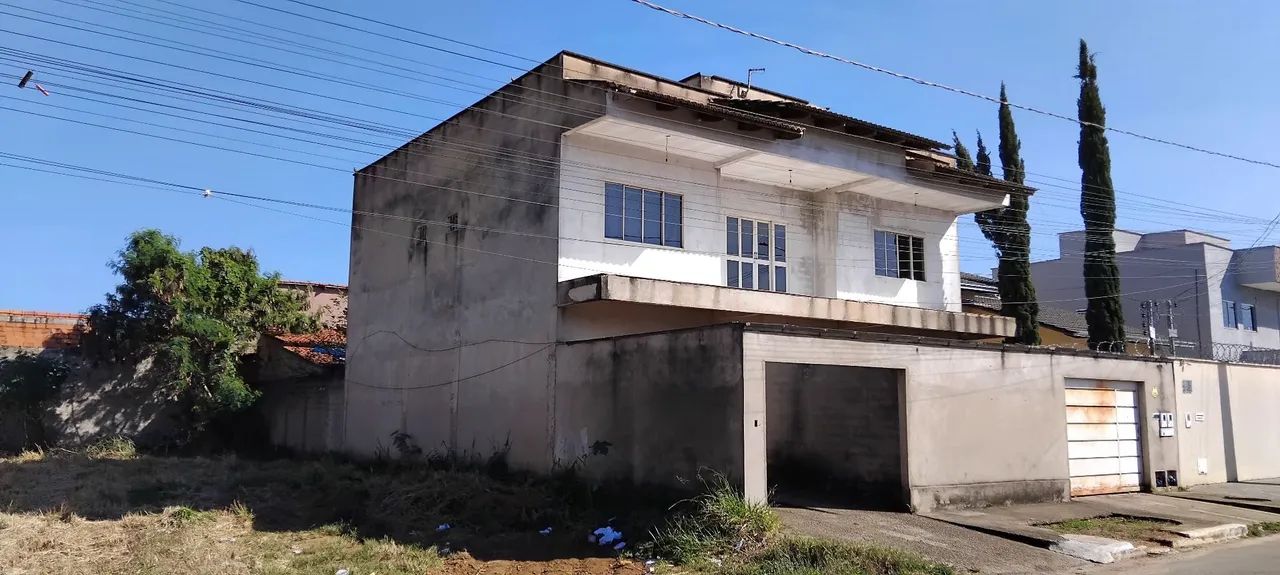 Sobrado com Barracão nos fundos  - Foto 3