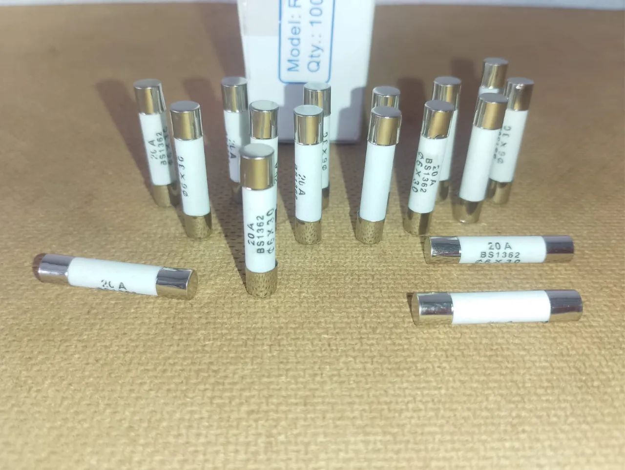 Fusíveis de cerâmica para microondas  - Foto 2
