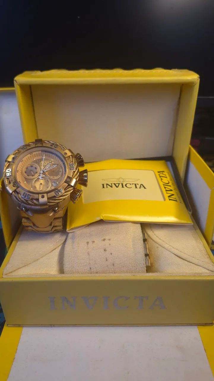 Relógio Dourado Invicta