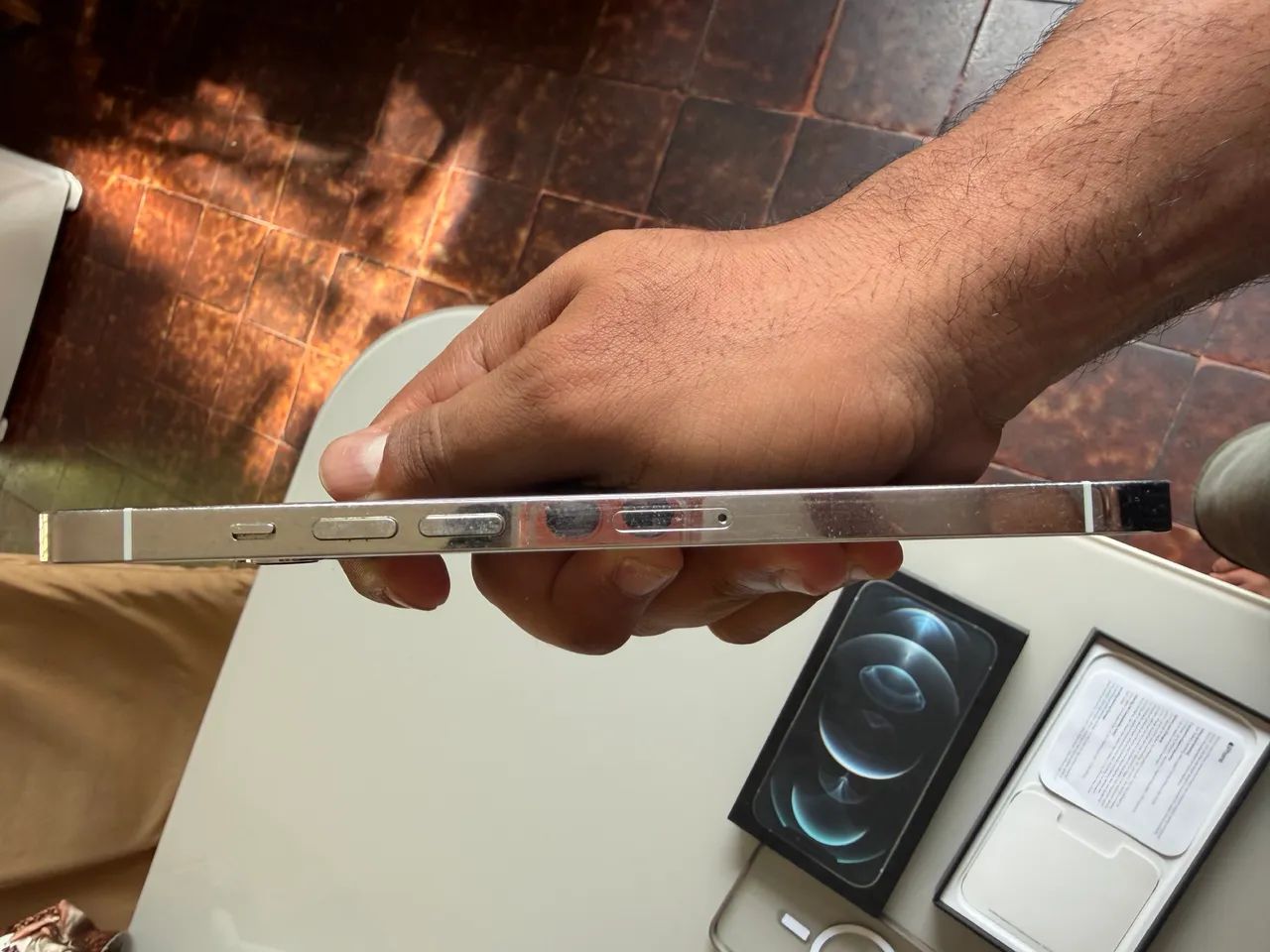 iPhone 12 Pro Max Silver 128 GB - Celulares e Smartphones