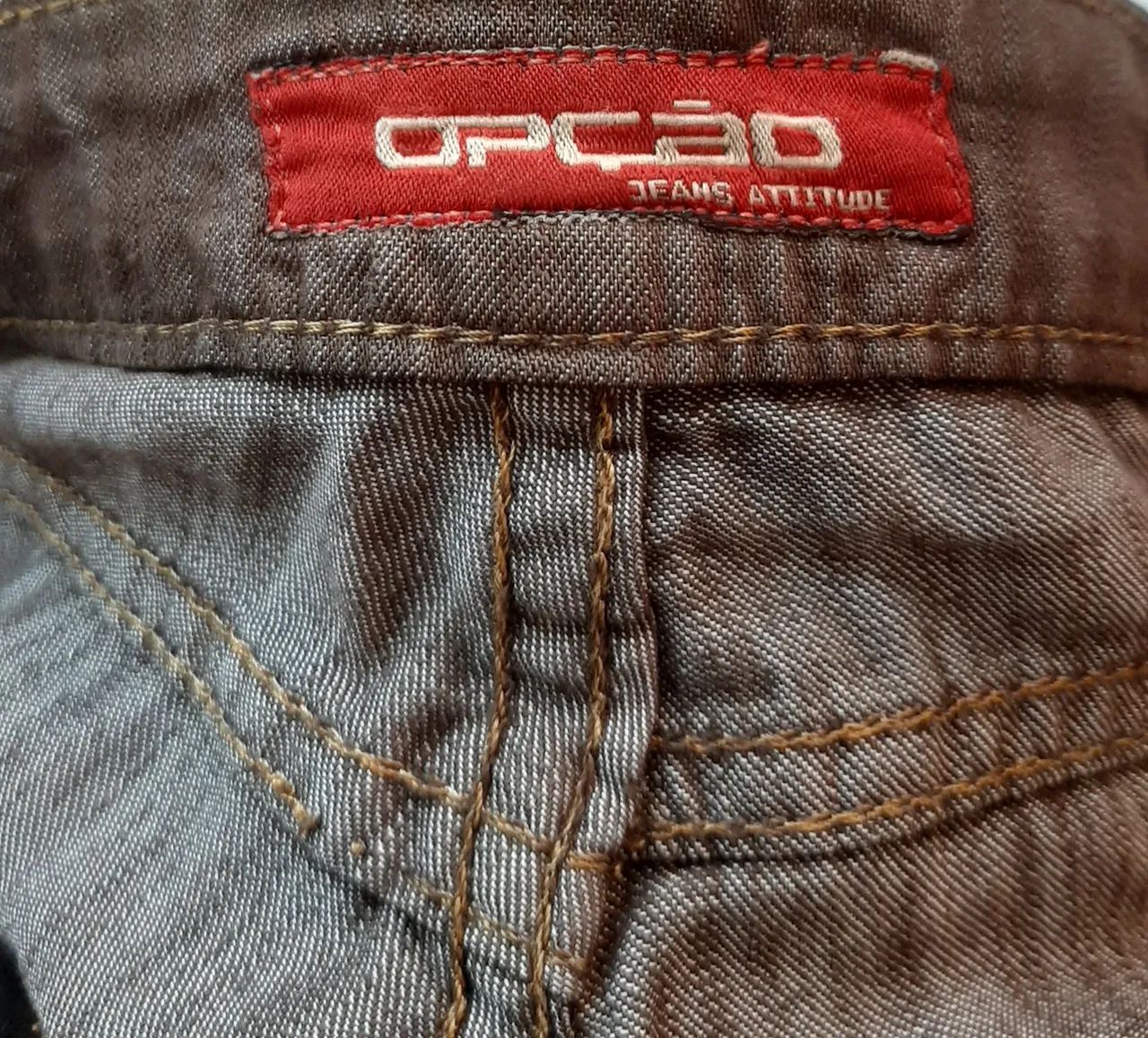 Bermudão marca OPÇÃO. Cor marrom.  Tamanho  38. - Foto 4