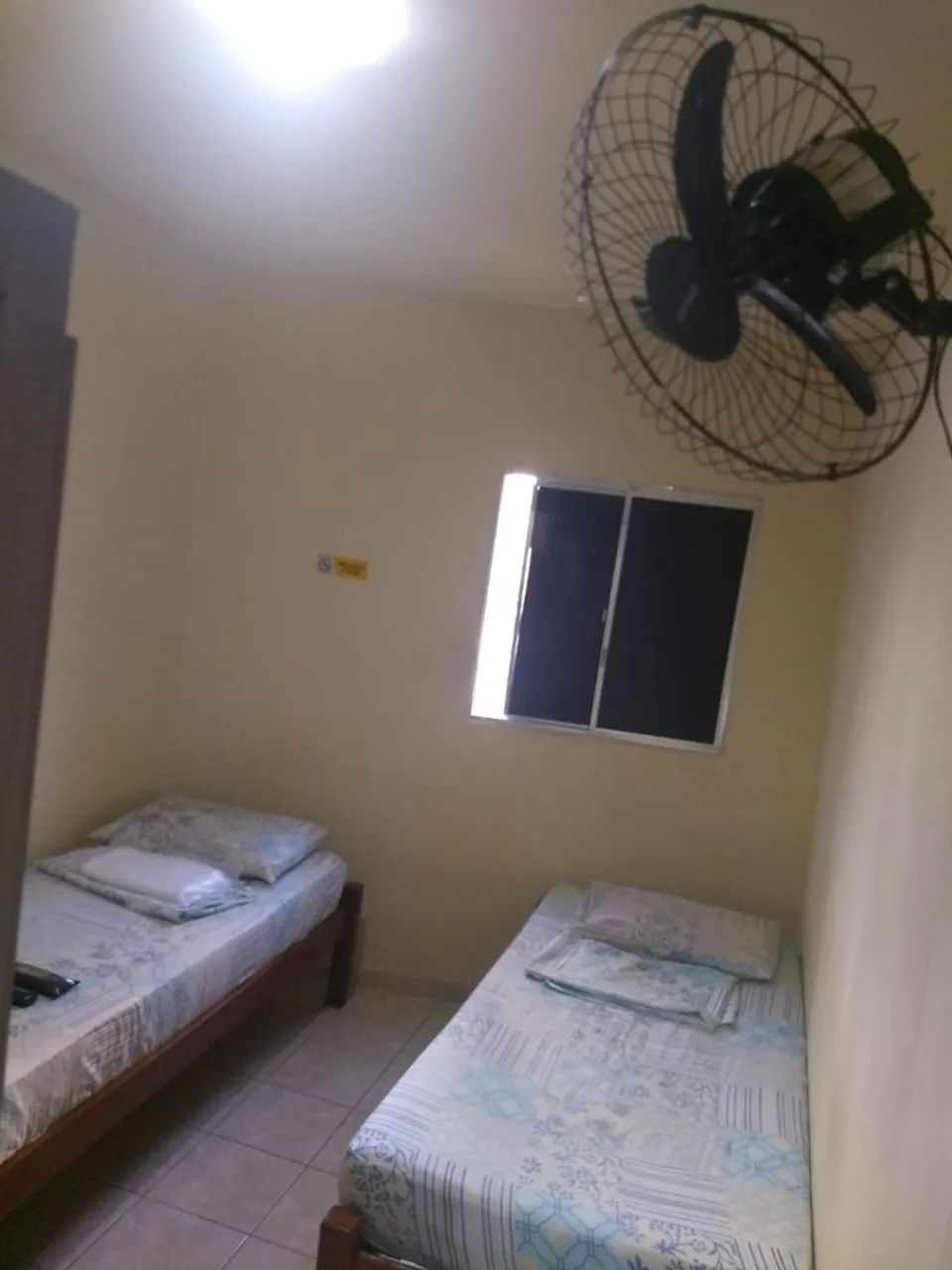 Quartos de pousada/ casas mobiliadas  - Foto 2